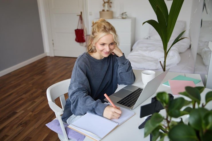how to learn english at home